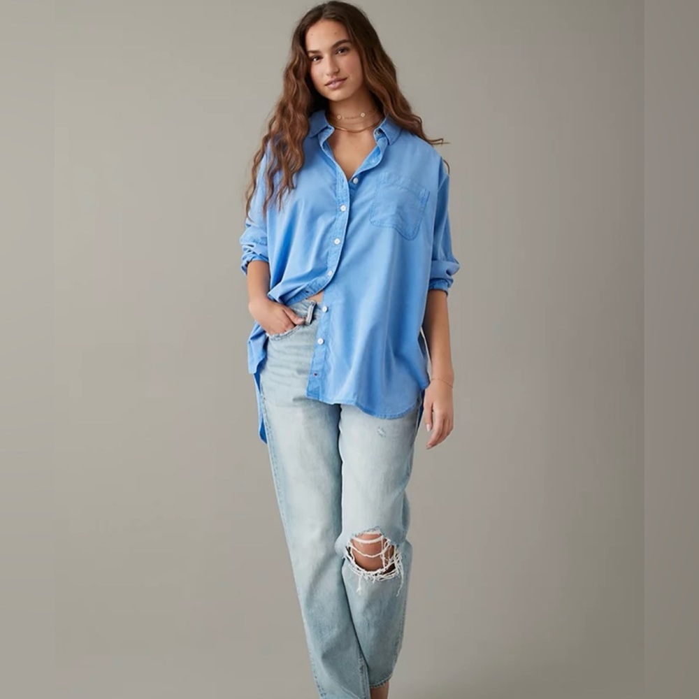 NWOT American Eagle Go Big Oversized Shirt, size medium
